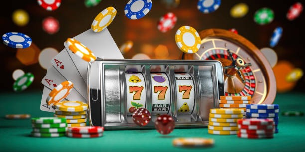 Bonus feature activation in Lucky Neko showing free spins and multiplier display